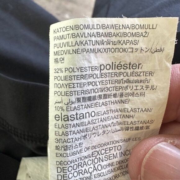 Under Armour Women's UA Favorite Utility Cargo Pants in Black‎ Size Medium - Picture 6 of 10